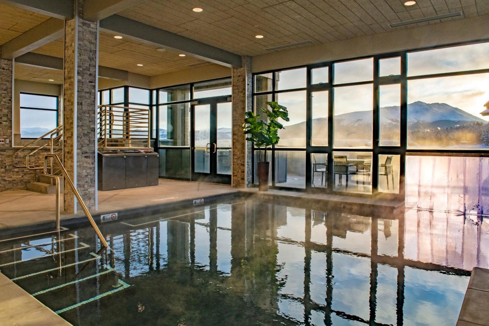 Grand Colorado On Peak 8 Hotel Breckenridge Bagian luar foto